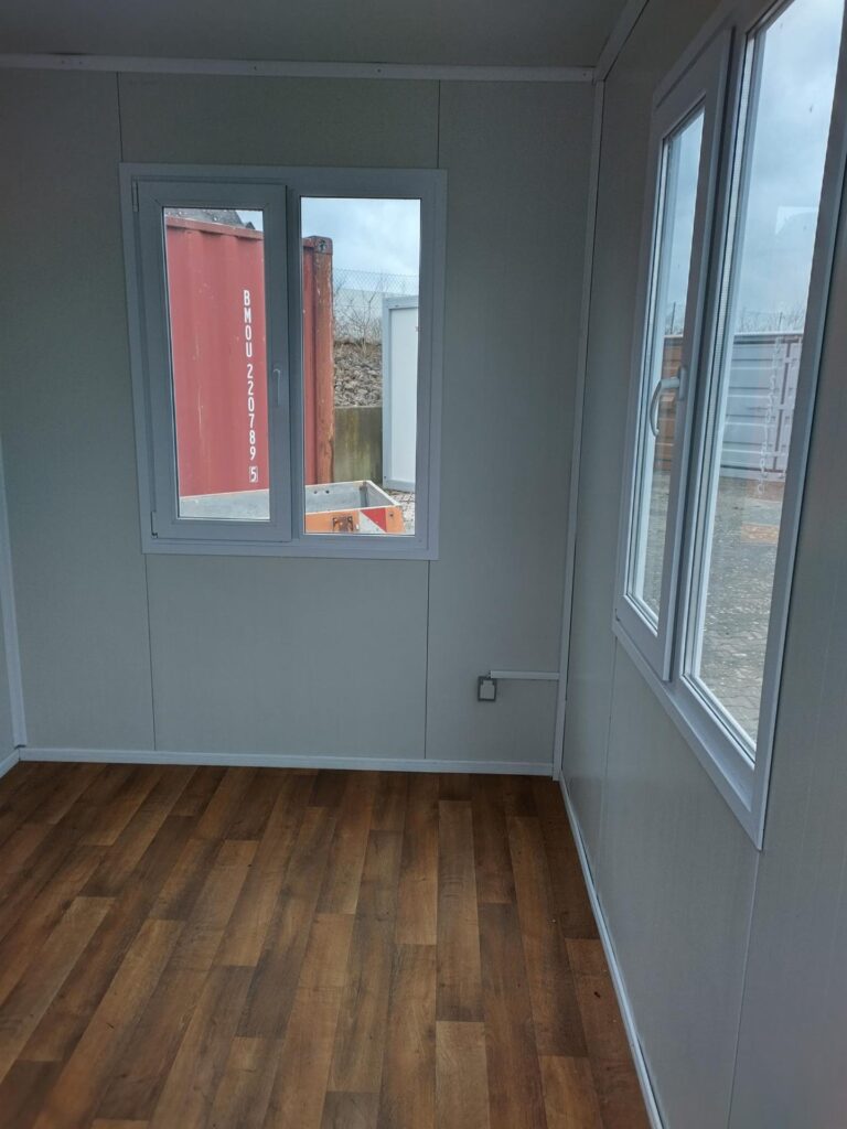 10' Raumcontainer